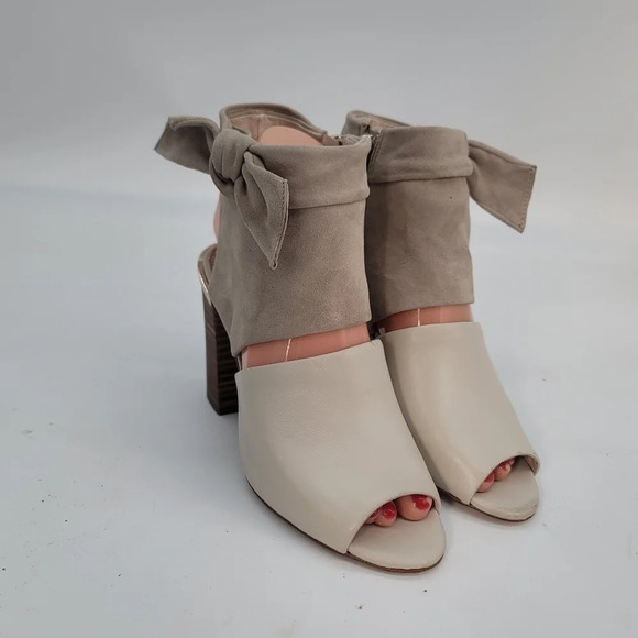 Louise et Cie Lo- Katlin 5.5 M Bone Tan Gray Ankle Suede Leather Women Sandals - Picture 8 of 10